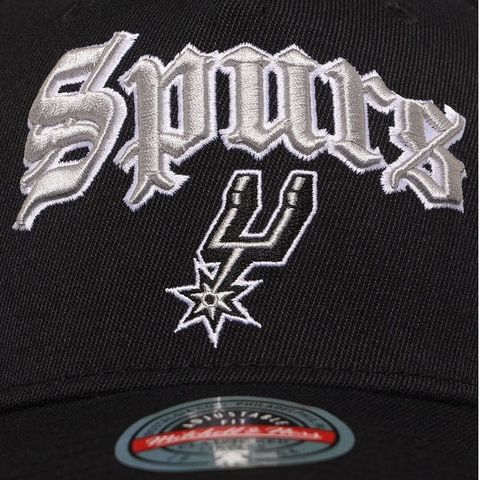 tw-11134207-81ztg-mj1imuj0agw75b