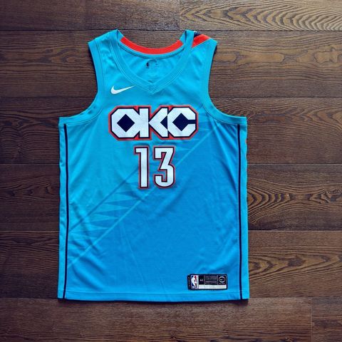 tw-11134207-81zte-mjo1t82cra4nd0