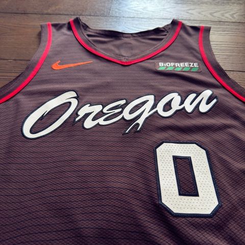 tw-11134207-81zto-mjo2b33d8dmuee