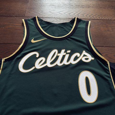 tw-11134207-81ztp-mjv6w4lte4n9ad