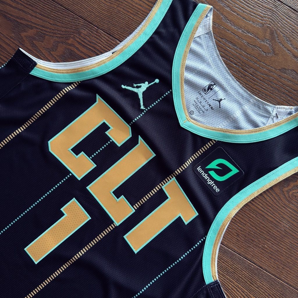 tw-11134207-81ztc-mjv6owh241s2c2