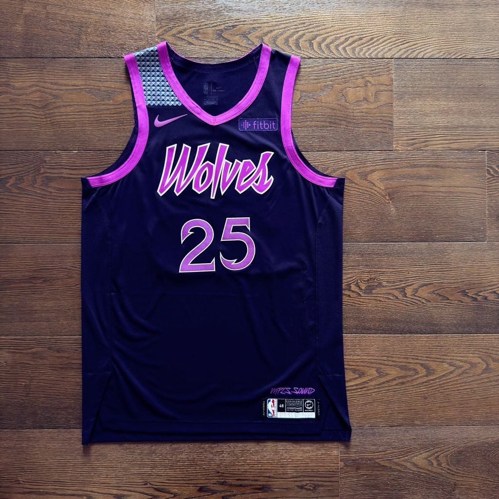 tw-11134207-81ztm-mjv6k05rw1s2d0