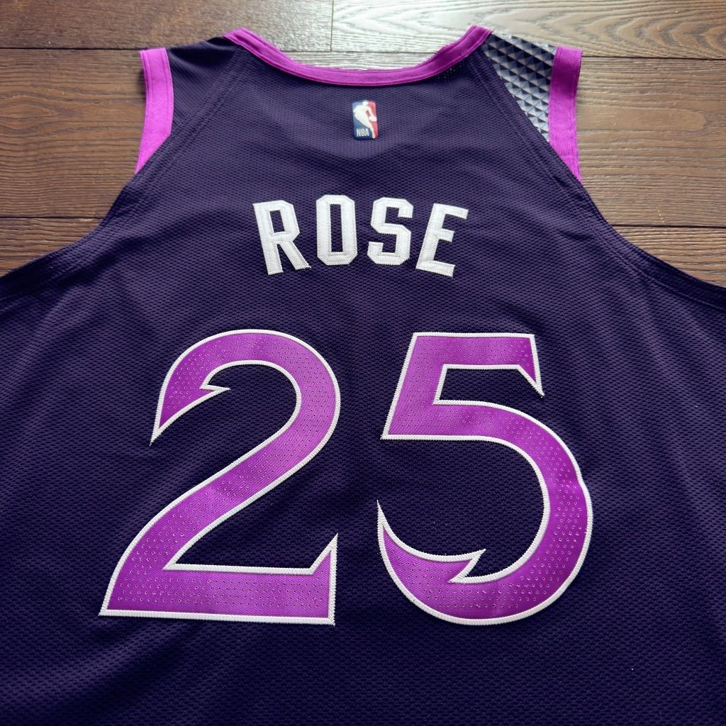 tw-11134207-81ztc-mjv6k05lc2djf5