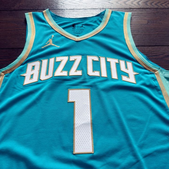 tw-11134207-81zto-mjv6dkztcf0nf5