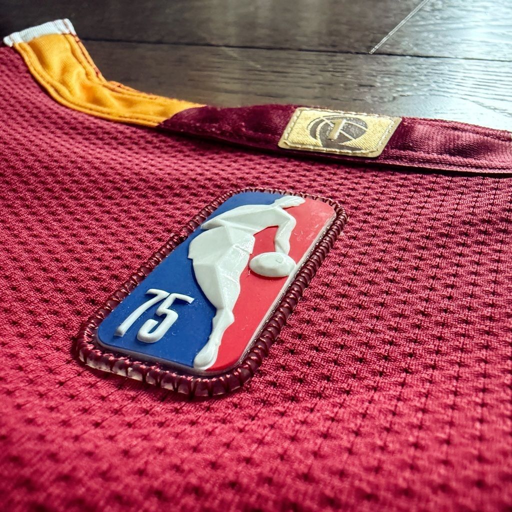 tw-11134207-81ztp-mjv5vheiqjnm31