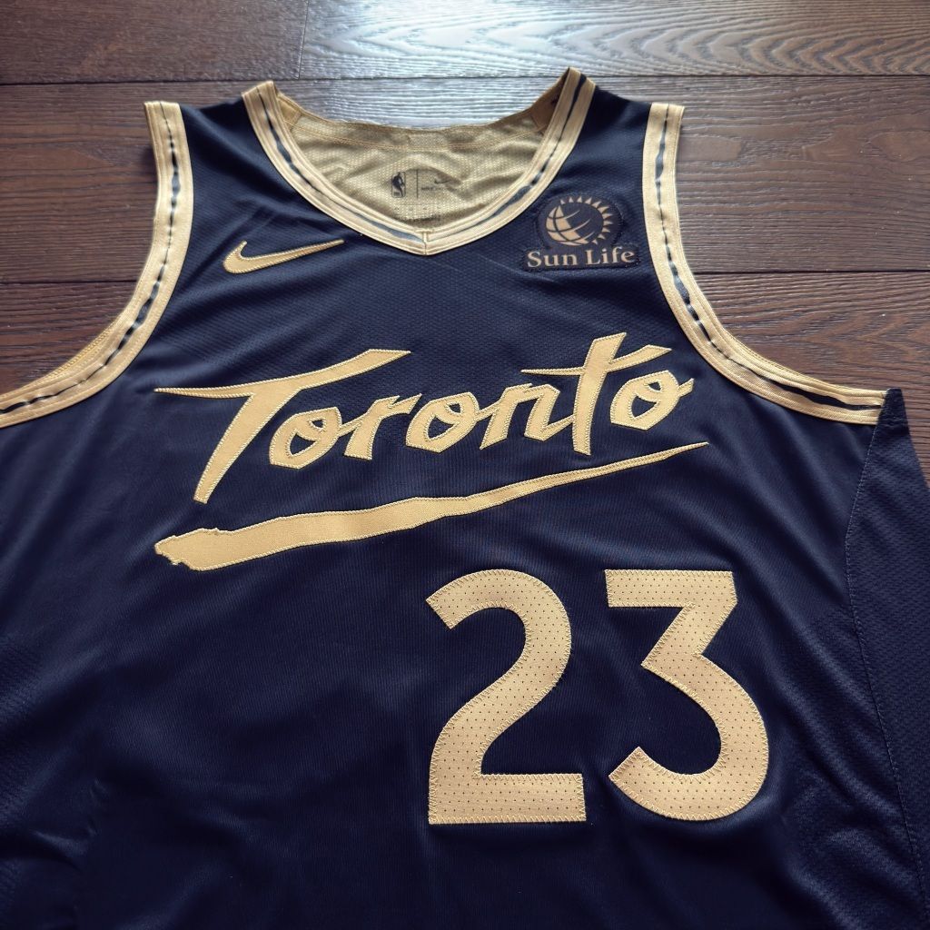 tw-11134207-81ztm-mjv6agliuk9033