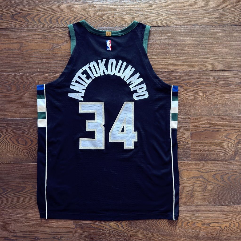 tw-11134207-820lh-mkb4qbf8qz2d73