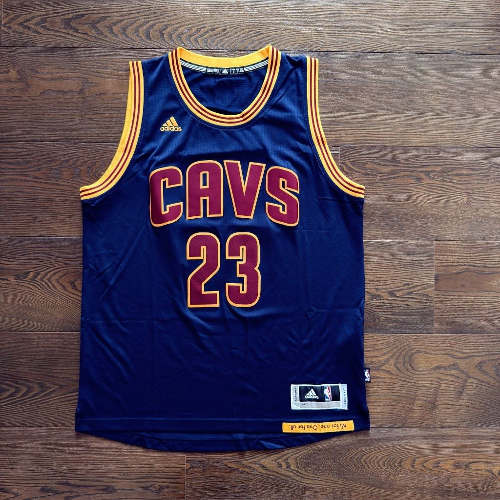 tw-11134207-820lh-mkavs5ulimmg71