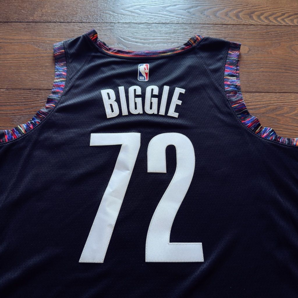 tw-11134207-820le-ml65cjhnyeblc5