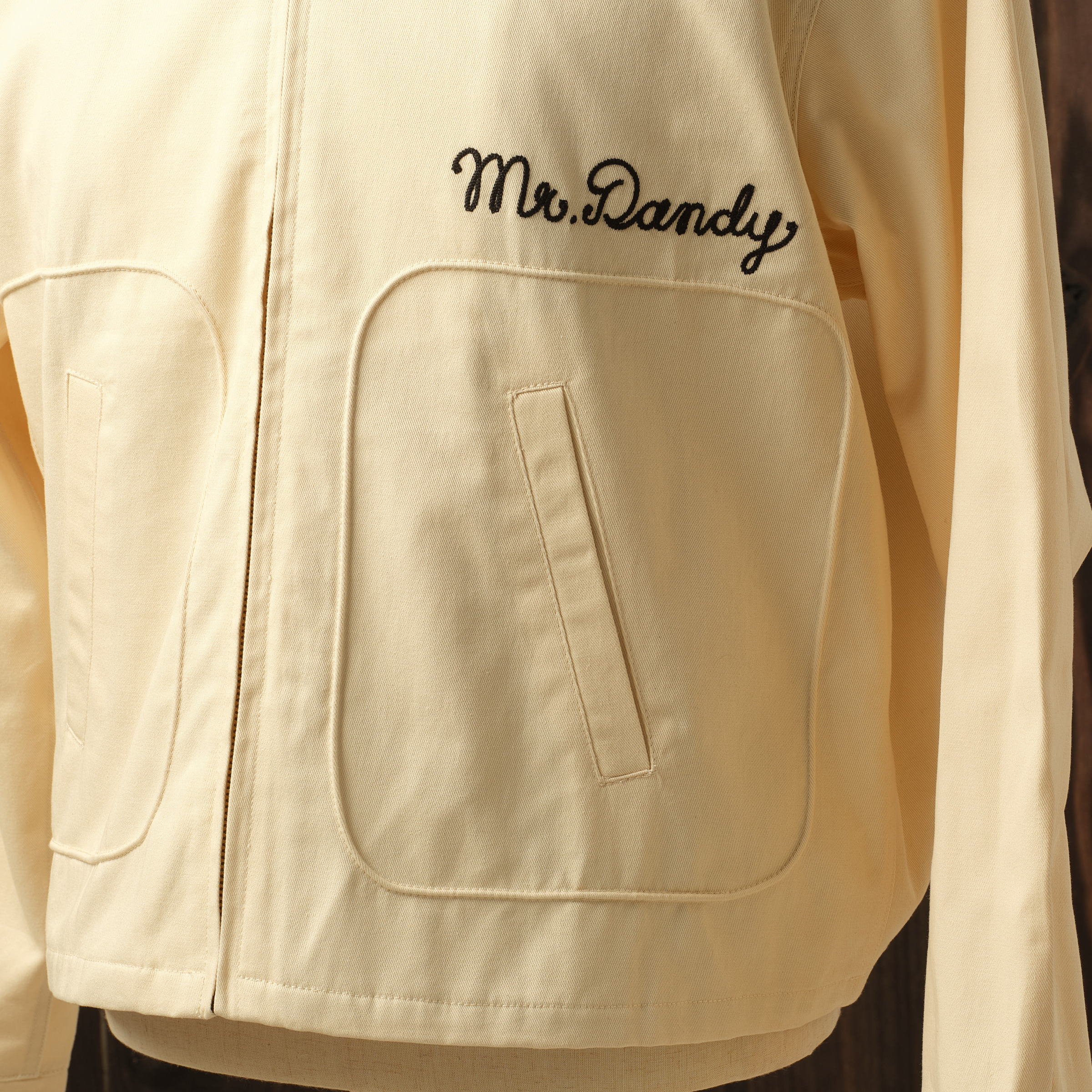 Retrodandy Bomber Wolf Club Jacket Beige-14