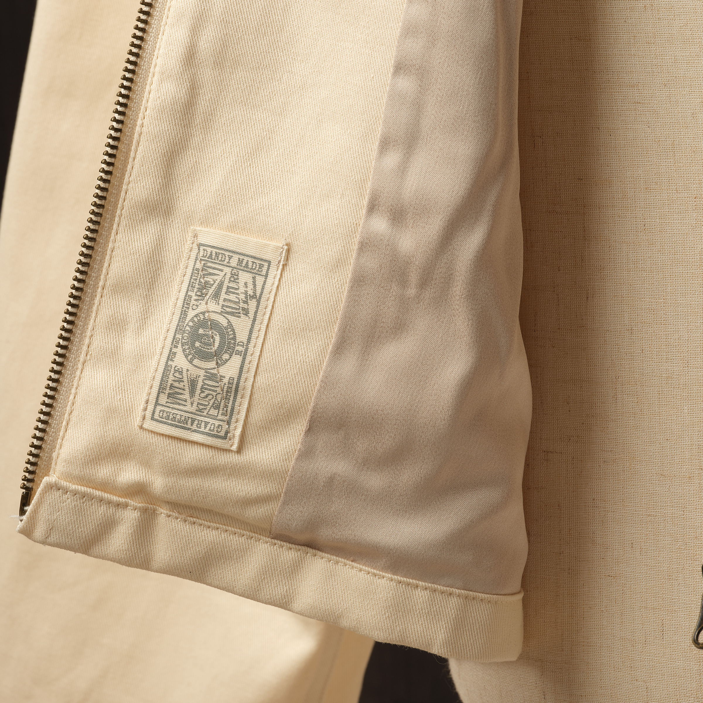 Retrodandy Bomber Wolf Club Jacket Beige-18