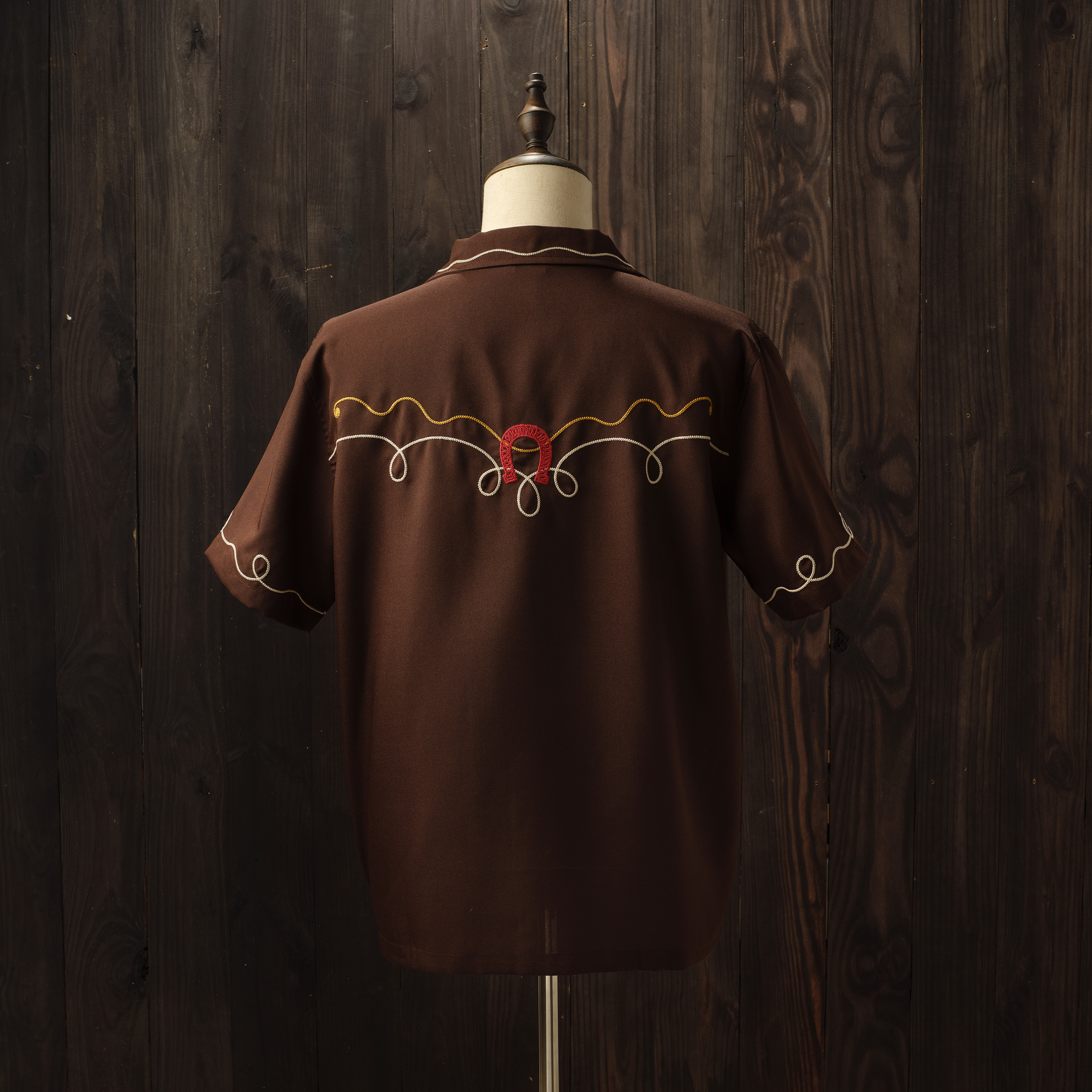Horseshoe Chain-Stitch Shirt-02