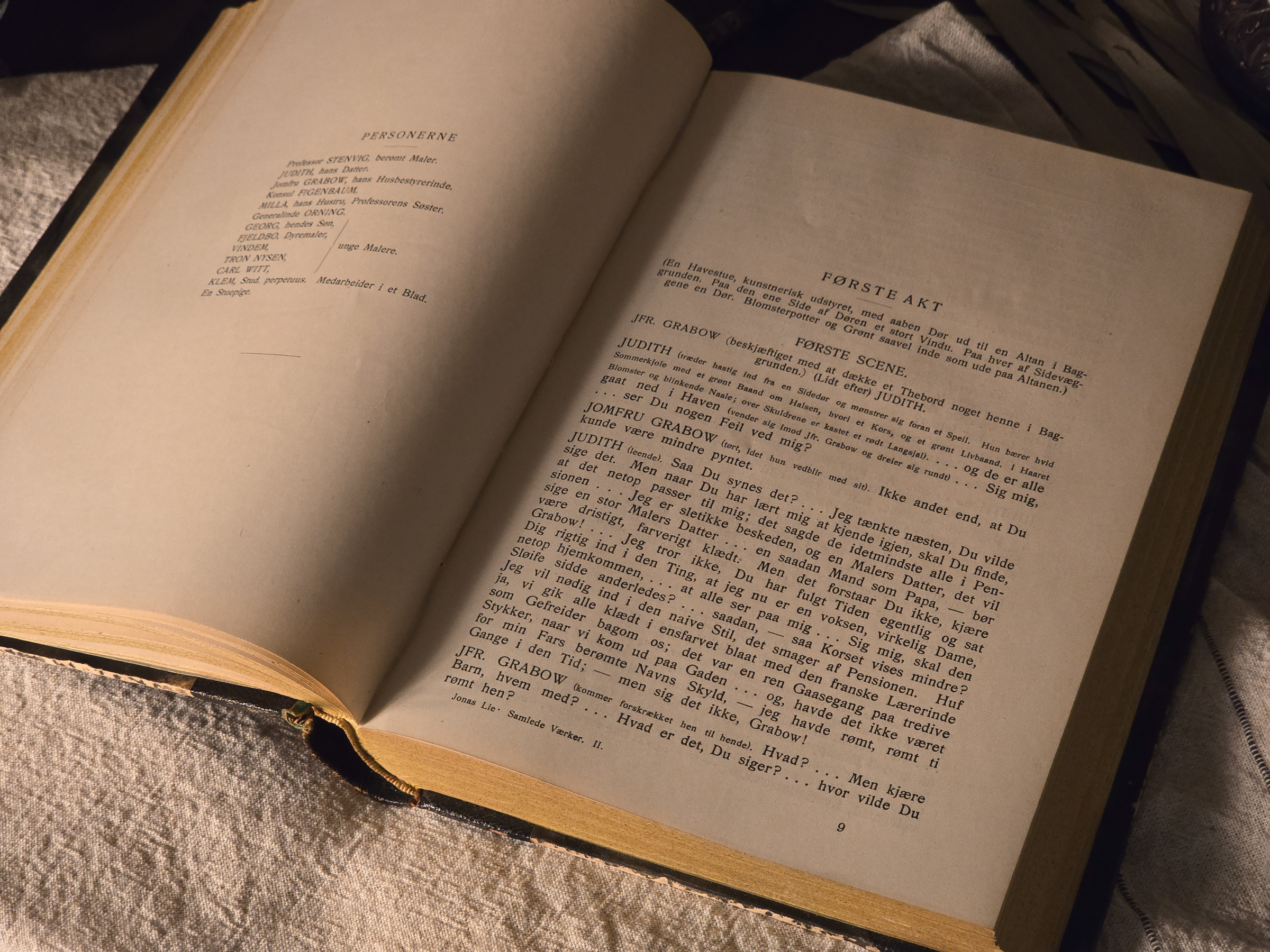 7喬納斯·利  作品集