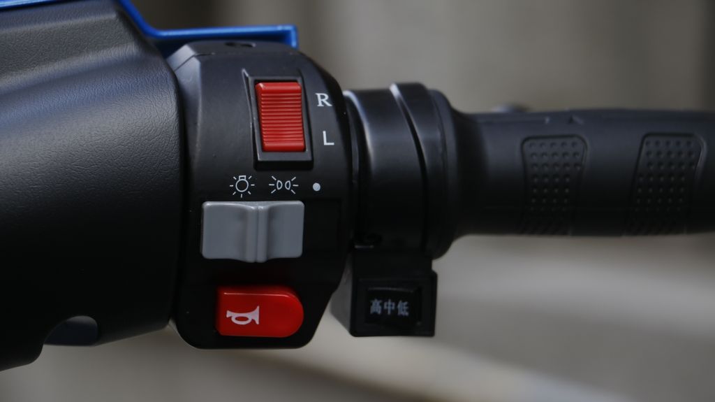 LINE_ALBUM_可愛馬大三輪_241123_17