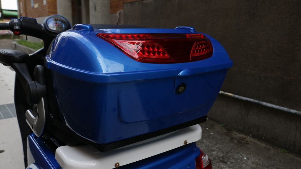 LINE_ALBUM_可愛馬大三輪_241123_11