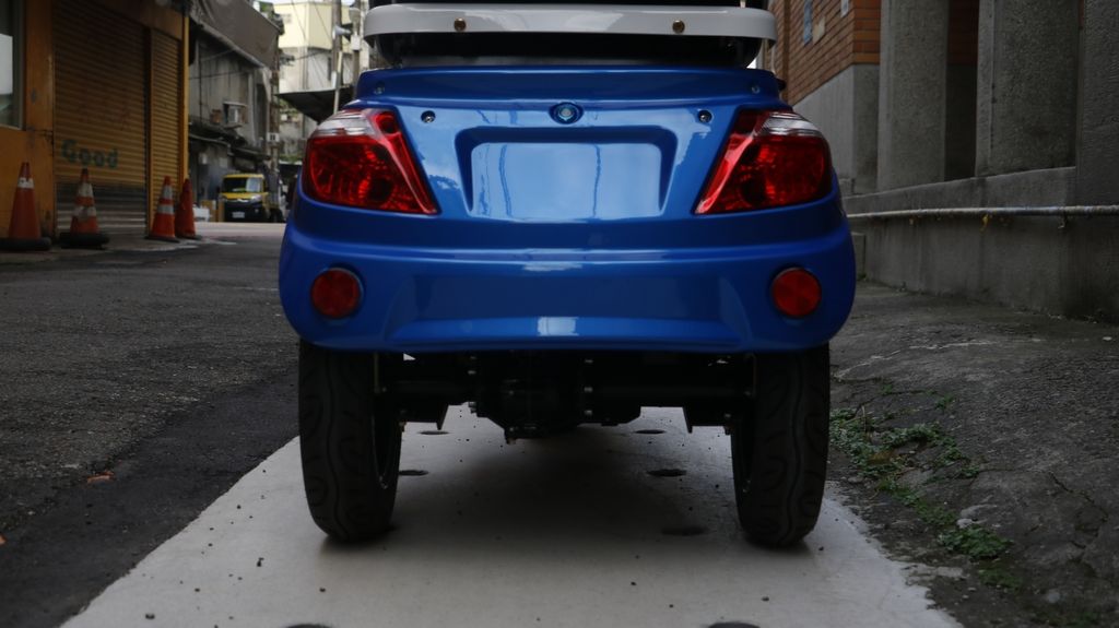 LINE_ALBUM_可愛馬大三輪_241123_13