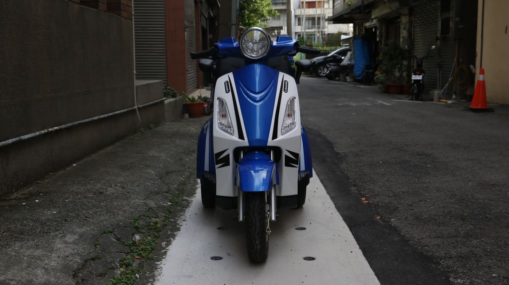 LINE_ALBUM_可愛馬大三輪_241123_5