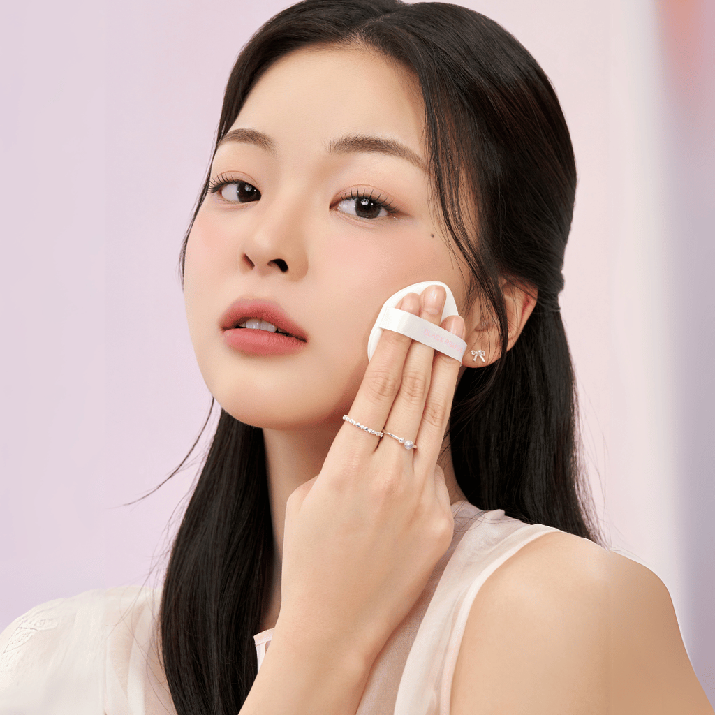 imgi_5_BLACK_ROUGE_THIN_LAYER_VEILED_CUSHION_3