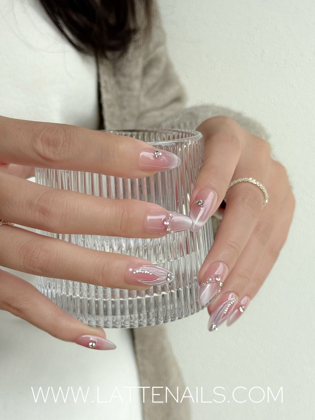 image_EDD07220-06F0-4463-B4A1-BE40B2F09C9C_1764316326