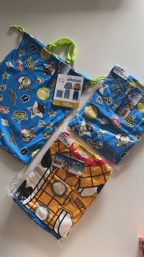 BD3E9EA3-20A4-409C-924A-DBDC0AFA135C