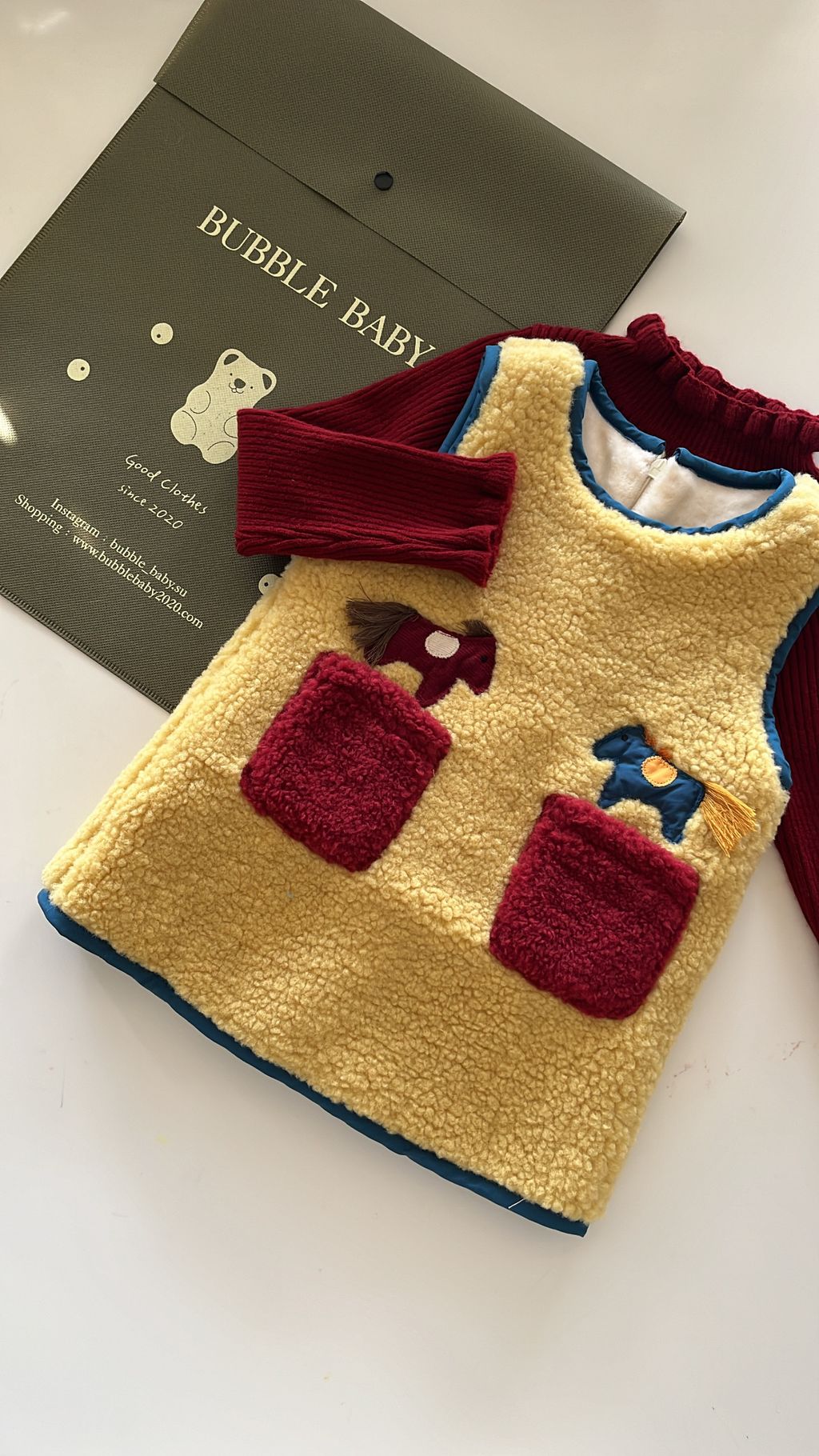 EEC8409D-506C-4CF0-8FA1-5A7C43545727