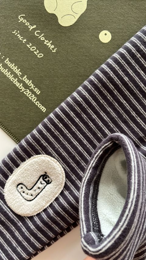 2B5C2298-441D-474B-B3C4-003ED10C28BB