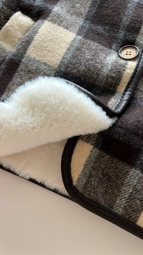 F1BB4D5D-E97B-4256-84DD-6BF98DCB56DF