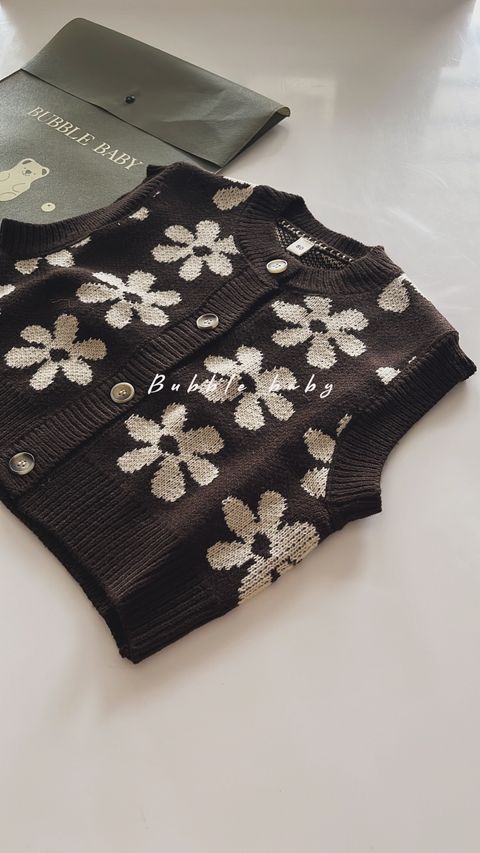 B7A448EB-1400-4F20-9CED-17C0FA36DB9C