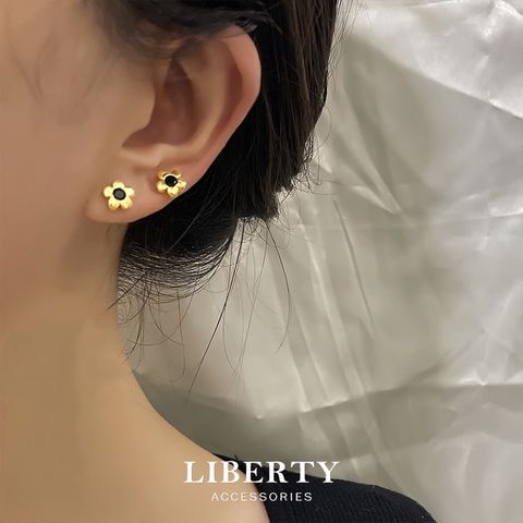 tw-11134207-7rasl-m3cg4sp0wnbu4b