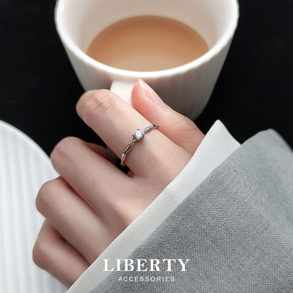 tw-11134207-7rbk1-m8wvvv8rft2fa9