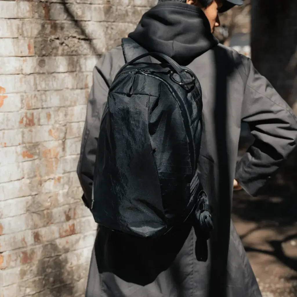 DPBlack-min_1100x