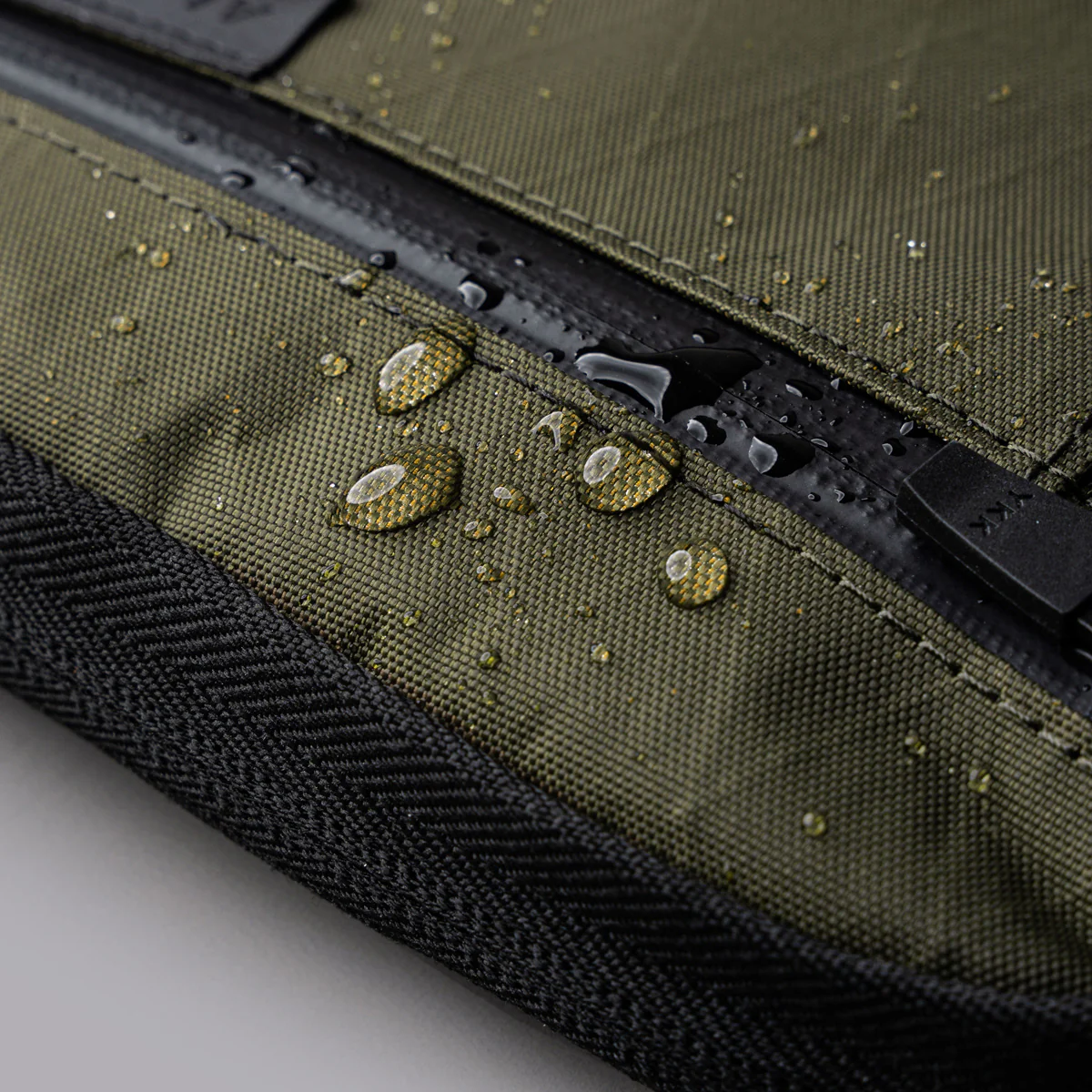 admin-pouch-pro-usp05.jpg.webp
