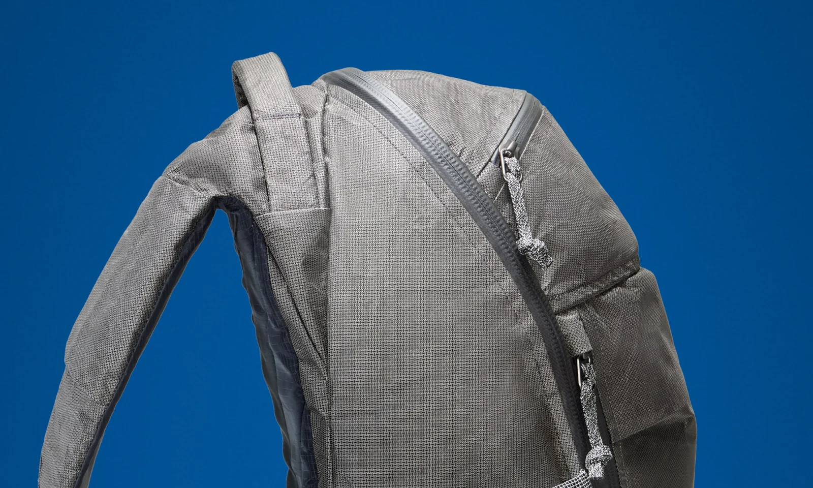 MOUNTAIN Panel Loader 22L Kludde 版 PU 塗層拉鍊
