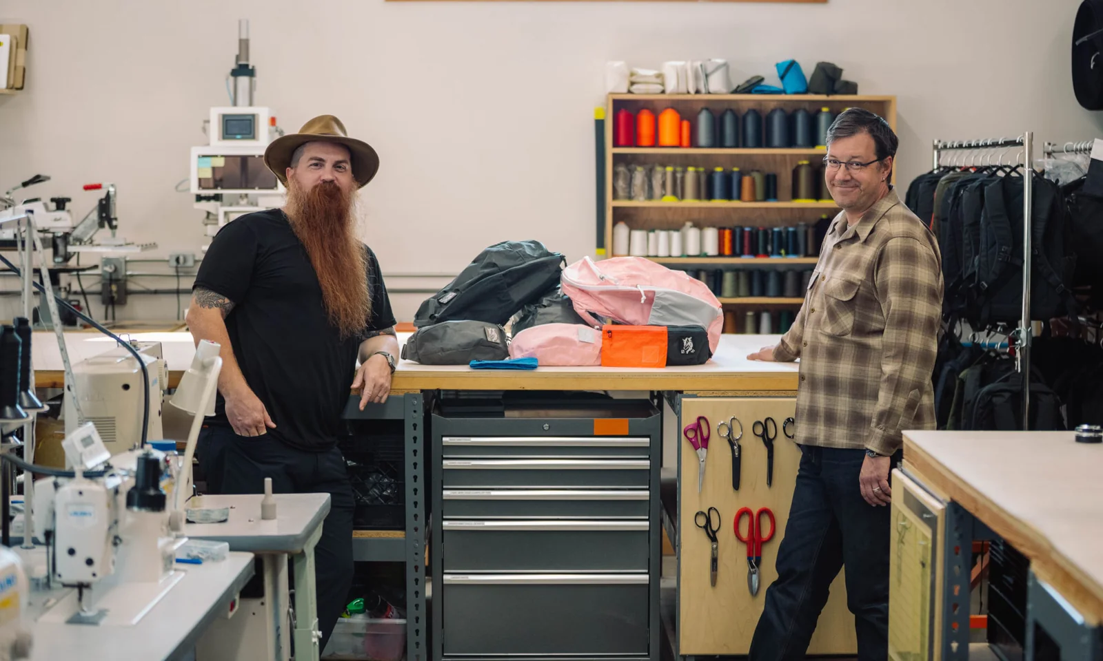 EVERGOODS 的 Kevin Dee 和 Carryology 的 Taylor Welden