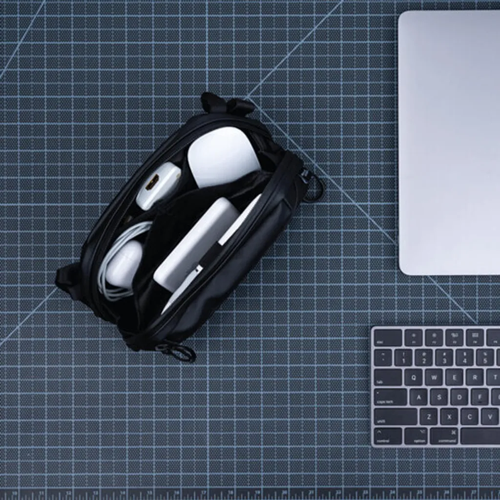 Wandrd Tech Bag 萬用收納包