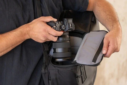 PRVKEZip_SideAccess-rjnw5zqmmnbzuoe5fv2rfi64slu3m651qh7k3utij4