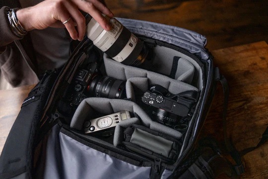 PRVKEZipPocketCameraCubeCompatible