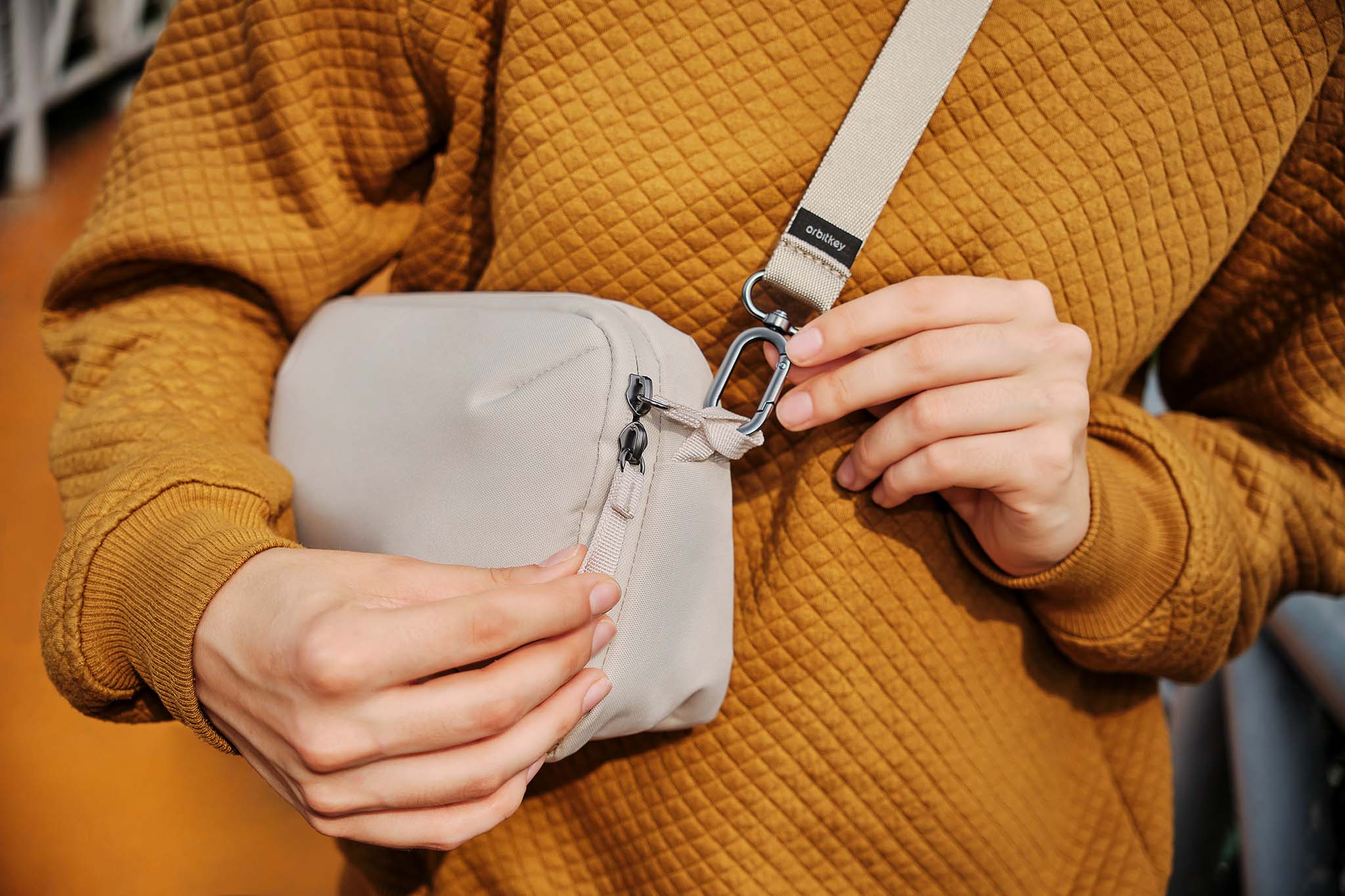 Orbitkey_-_Travel_Sling_13_2048x