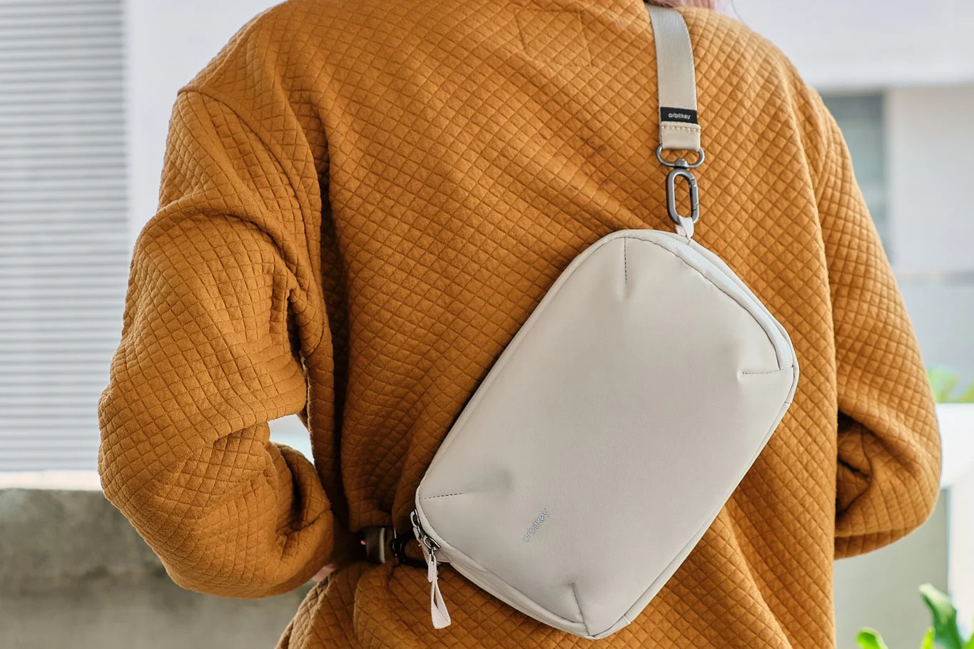 Orbitkey_-_Travel_Sling_21