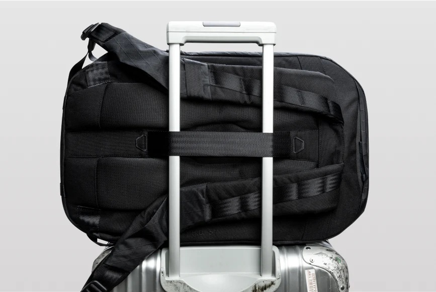 Tarmac_Black_Able_Carry_Max_4