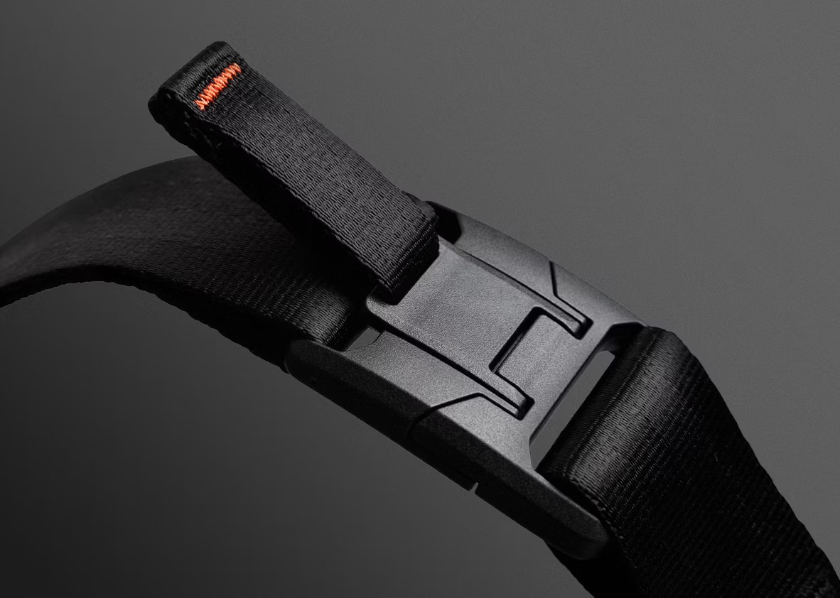 bvxa-carryology-essentials-sling-product-feature-3