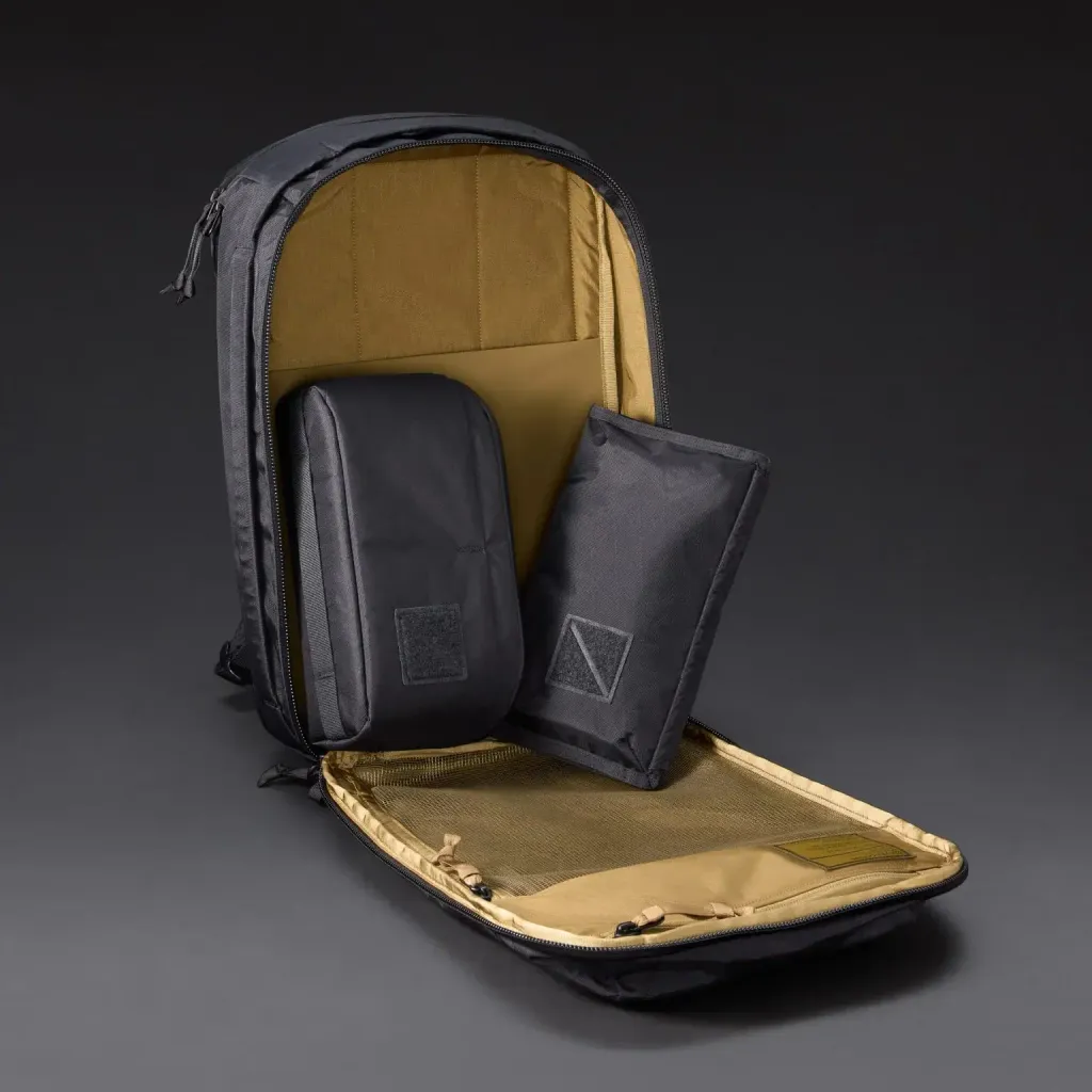 CIVIC-PANEL-LOADER-16L-CPL16-BLACK-COYOTE-BROWN-X-PAC-INTERNAL-LINING-min_2000x