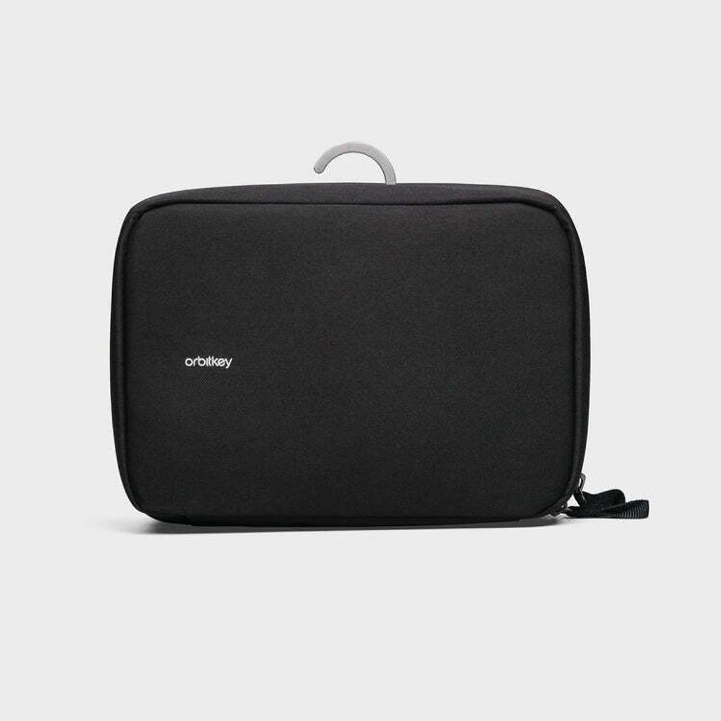 HangingToiletryPouch-Black-4_750x