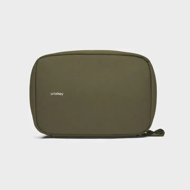 2-in-1ToiletryPouch-Olive-3_750x