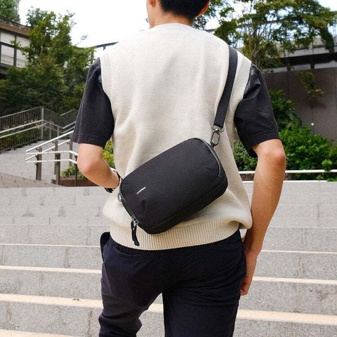 Orbitkey_-_Travel_Sling_-_Black_7_750x