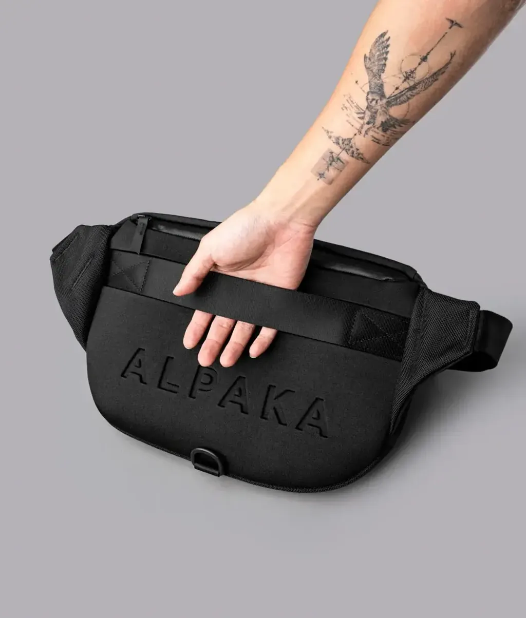 BravoXSlingV2Axogrid300DBlack_0011_aa3b9072-77d6-489b-8fb2-9ca7f9a06851