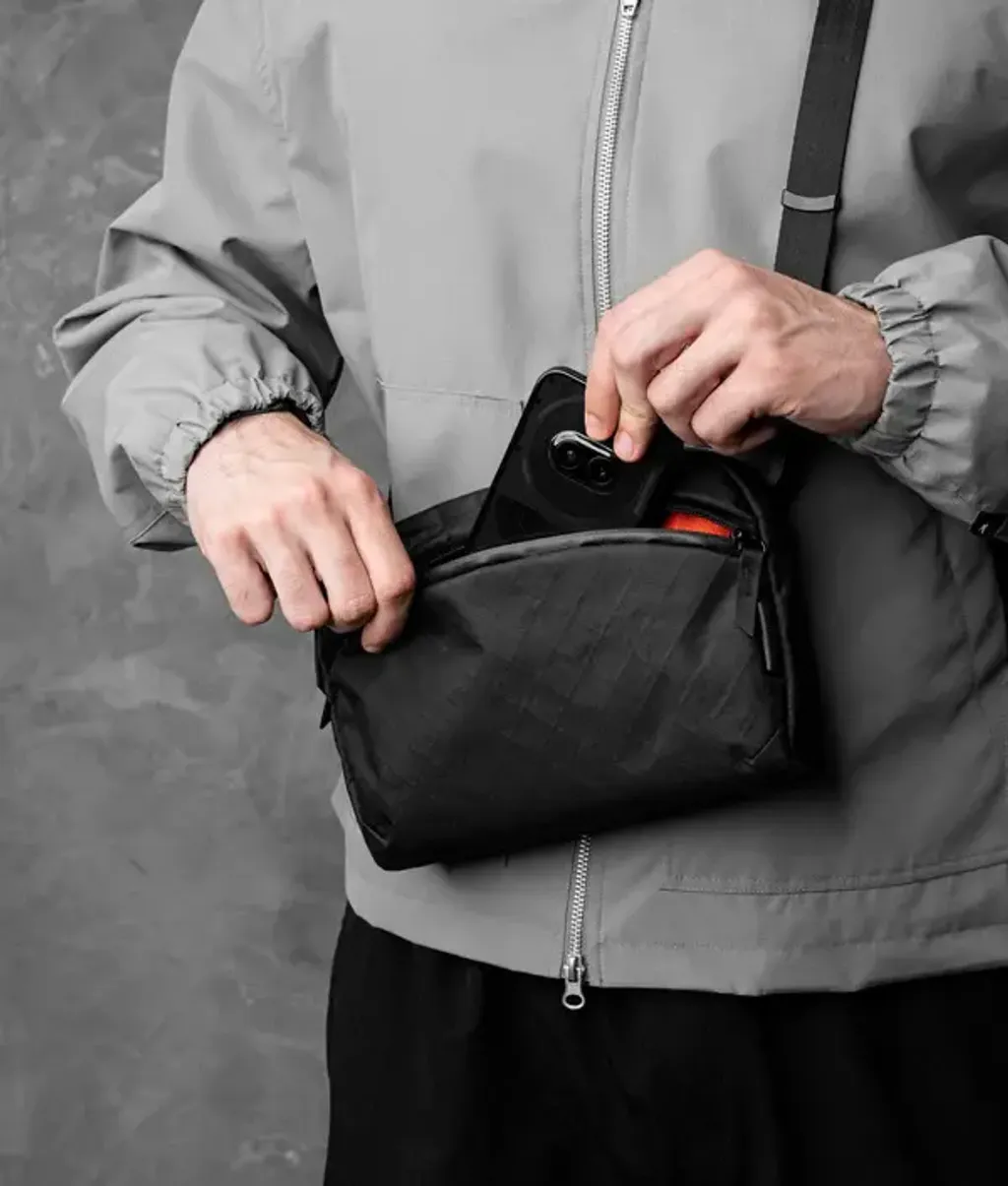 FlightSling2LUltradyne100DBlack_0030