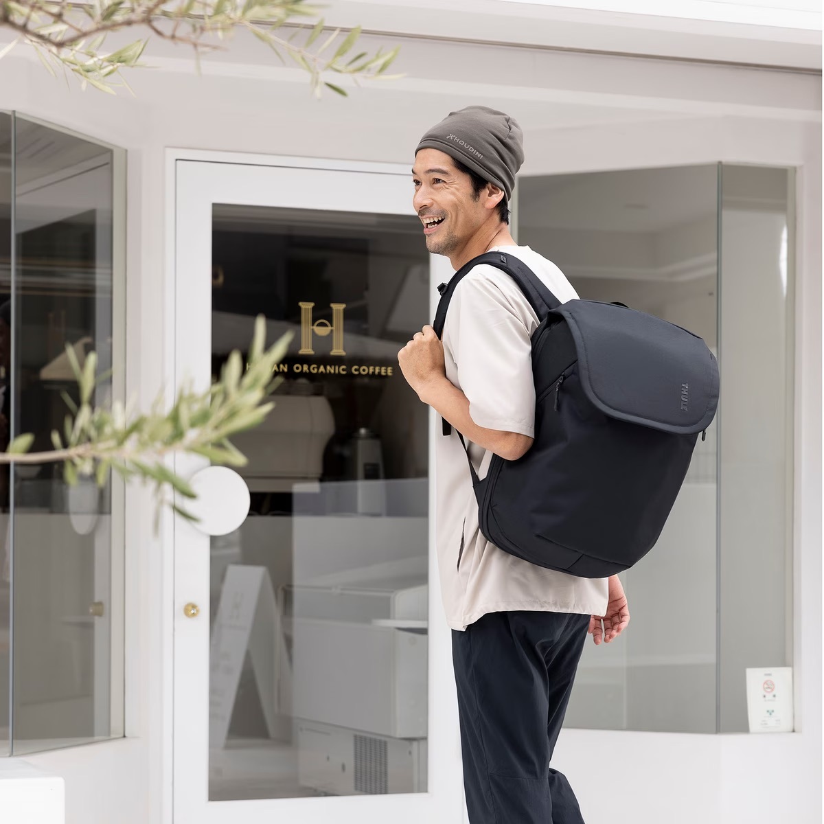 Thule Subterra 2 Travel Backpack 商務使用情境