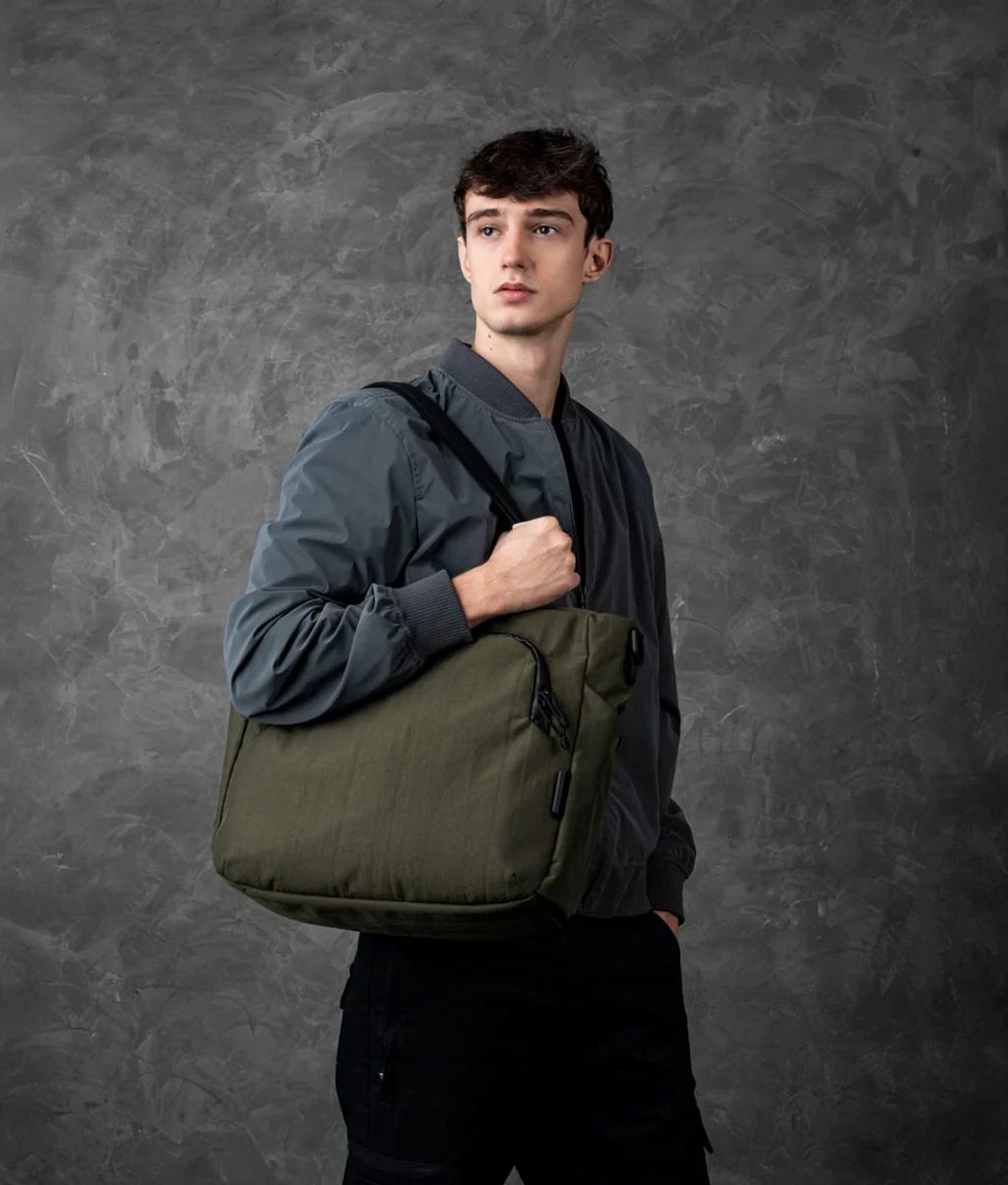 BravoTote14LAxoflux400DRipstopNylonGreen_0023_00a38a2b-e70d-48e9-beed-f57d5147ef52