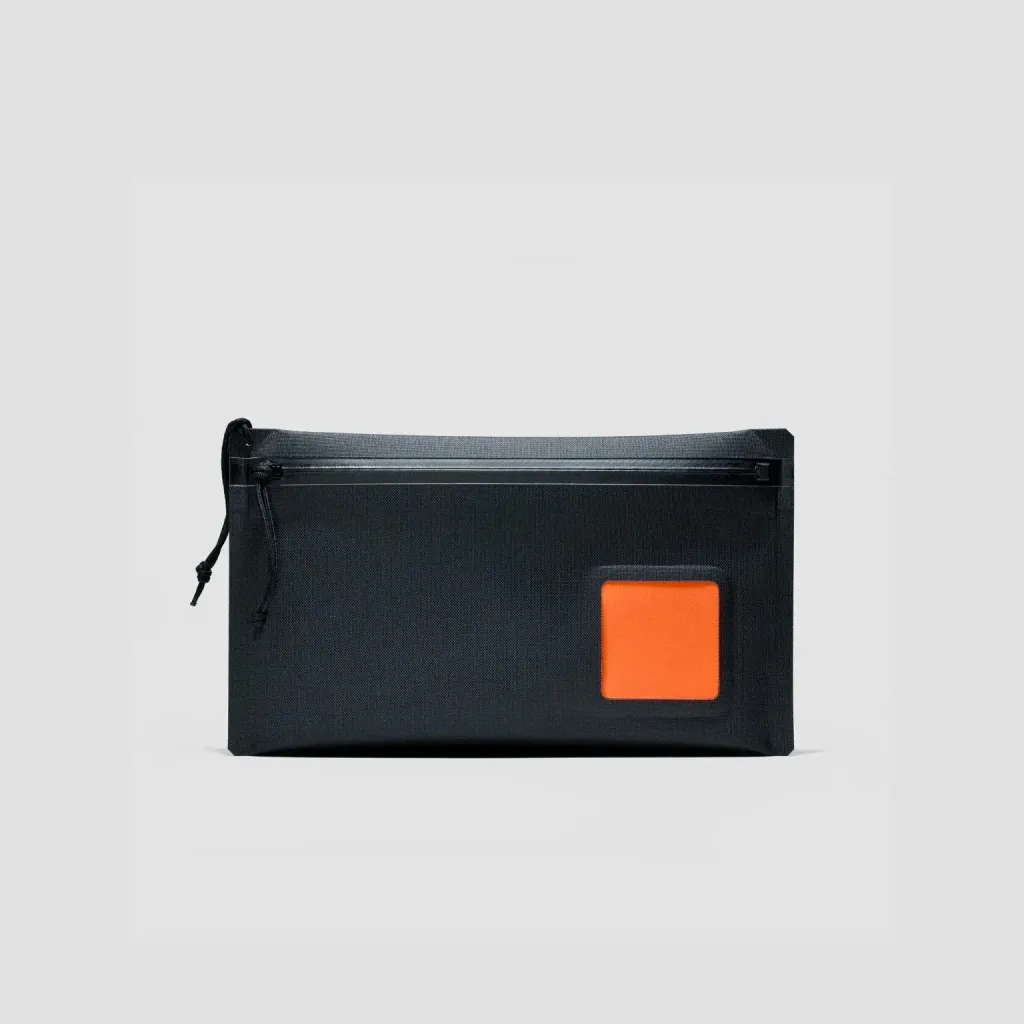 ELEMENT-FLAT-POUCH-EFP-FRONT-WATERPROOF-POUCH-WINDOW-HI-VIS-PATCH-min_2000x